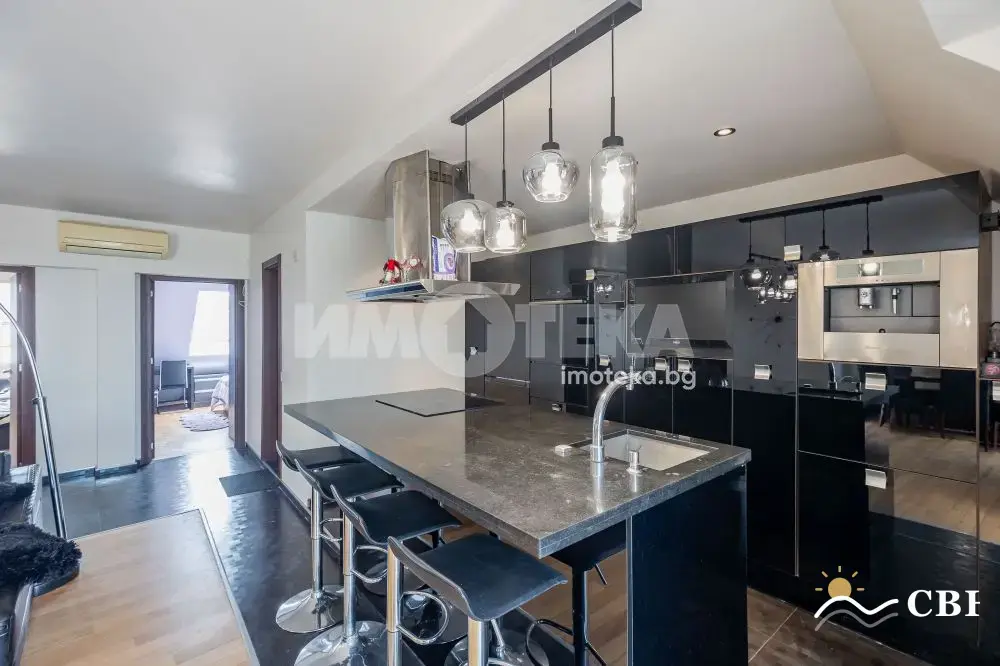 Apartment, 1-room, 135 m², in Varna. Photo 4 of 16. Varna, Black Sea, Bulgaria. Cheap Beach Holiday.