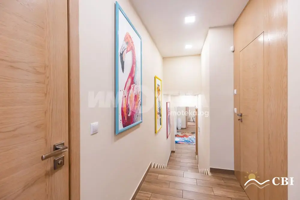 Apartment, 1-room, 233 m², in Varna. Photo 8 of 16. Varna, Black Sea, Bulgaria. Cheap Beach Holiday.