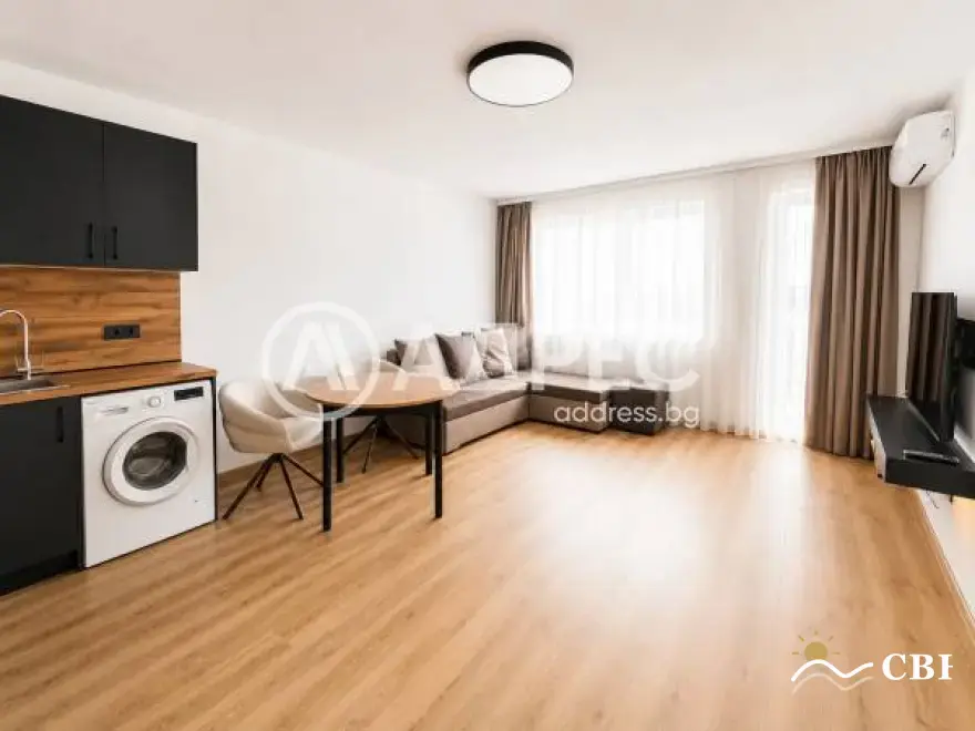 Apartment, 2-room, 65 m², in Izgrev. Photo 2 of 5. Izgrev, Black Sea, Bulgaria. Cheap Beach Holiday.