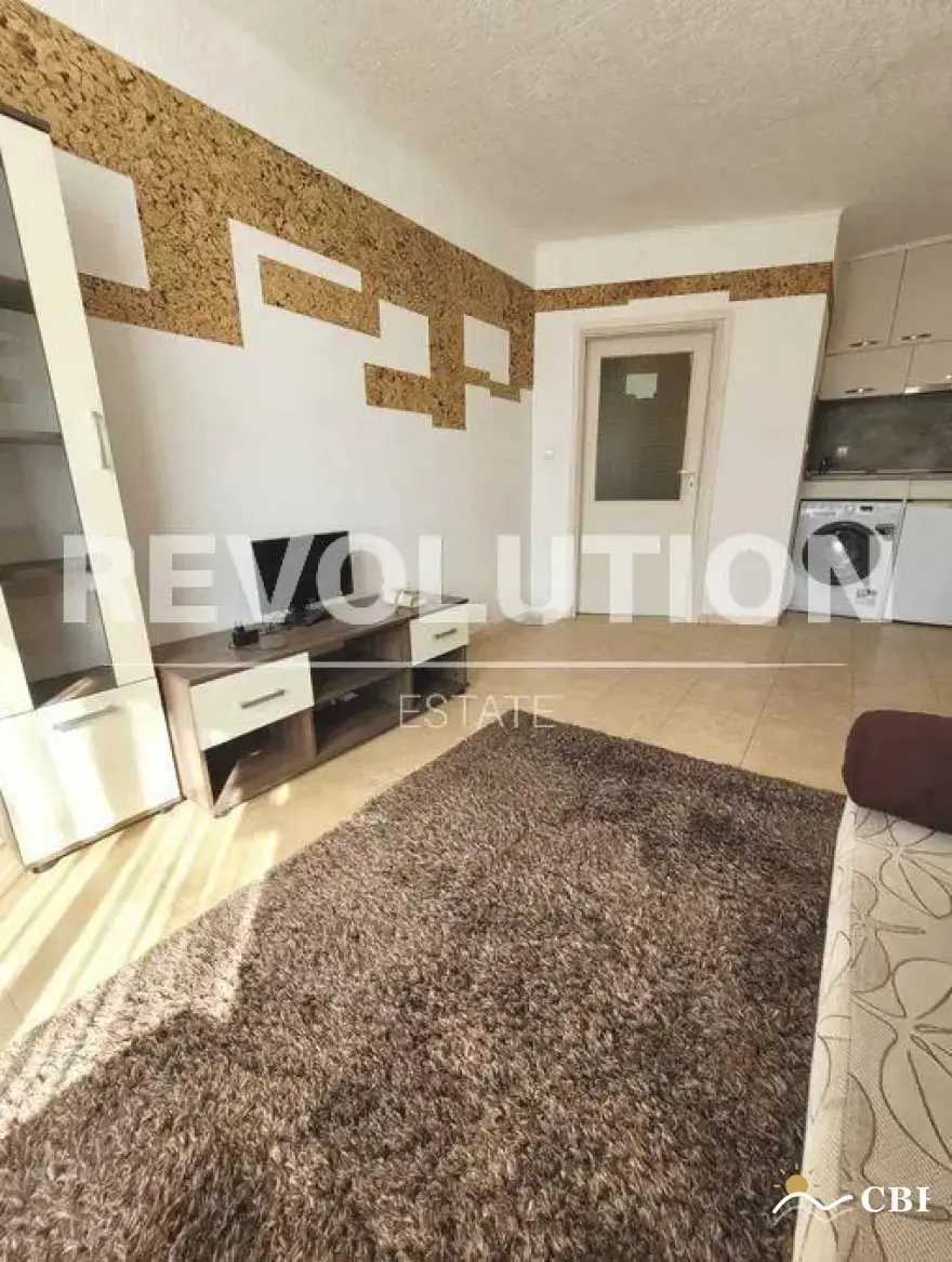Apartment, 2-room, 40 m², in Varna. Photo 2 of 5. Varna, Black Sea, Bulgaria. Cheap Beach Holiday.