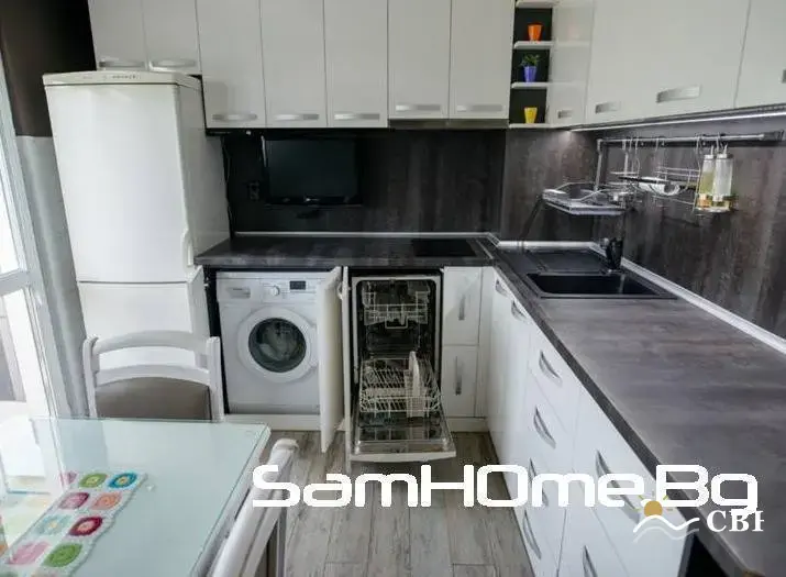 Apartment, 3-room, 100 m², in Varna. Photo 5 of 15. Varna, Black Sea, Bulgaria. Cheap Beach Holiday.