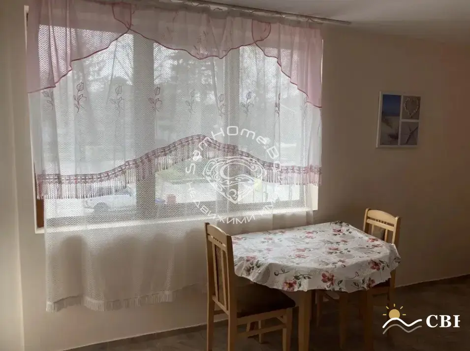 House, 3-room, 180 m², in Zvezditsa. Photo 5 of 13. Zvezditsa, Black Sea, Bulgaria. Cheap Beach Holiday.