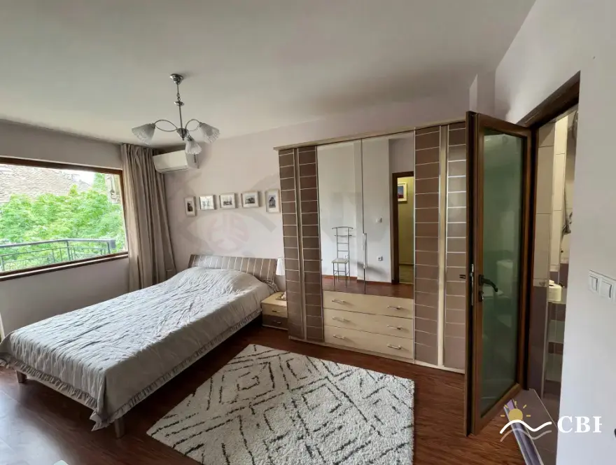 Apartment, 3-room, 85 m², in Varna. Photo 1 of 8. Varna, Black Sea, Bulgaria. Cheap Beach Holiday.