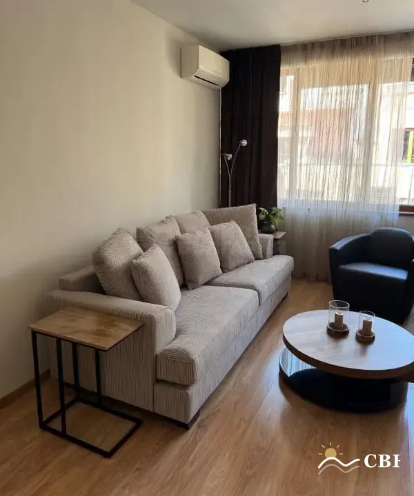 Apartment, 3-room, 96 m², in Varna. Photo 1 of 5. Varna, Black Sea, Bulgaria. Cheap Beach Holiday.