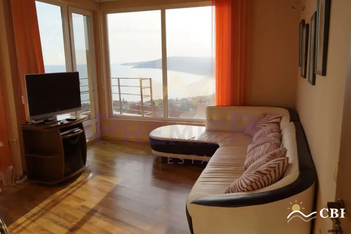 Apartment, 3-room, 100 m², in Balchik. Photo 9 of 9. Balchik, Black Sea, Bulgaria. Cheap Beach Holiday.