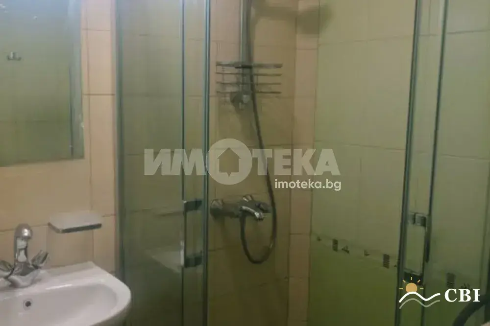 Apartment, 2-room, 61 m², in Varna. Photo 7 of 8. Varna, Black Sea, Bulgaria. Cheap Beach Holiday.