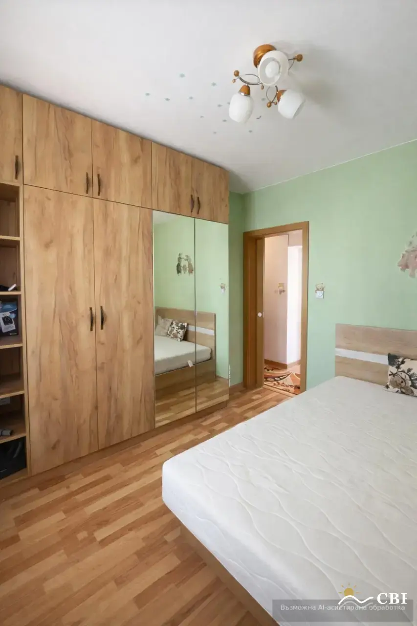 Apartment, 3-room, 80 m², in Varna. Photo 2 of 9. Varna, Black Sea, Bulgaria. Cheap Beach Holiday.