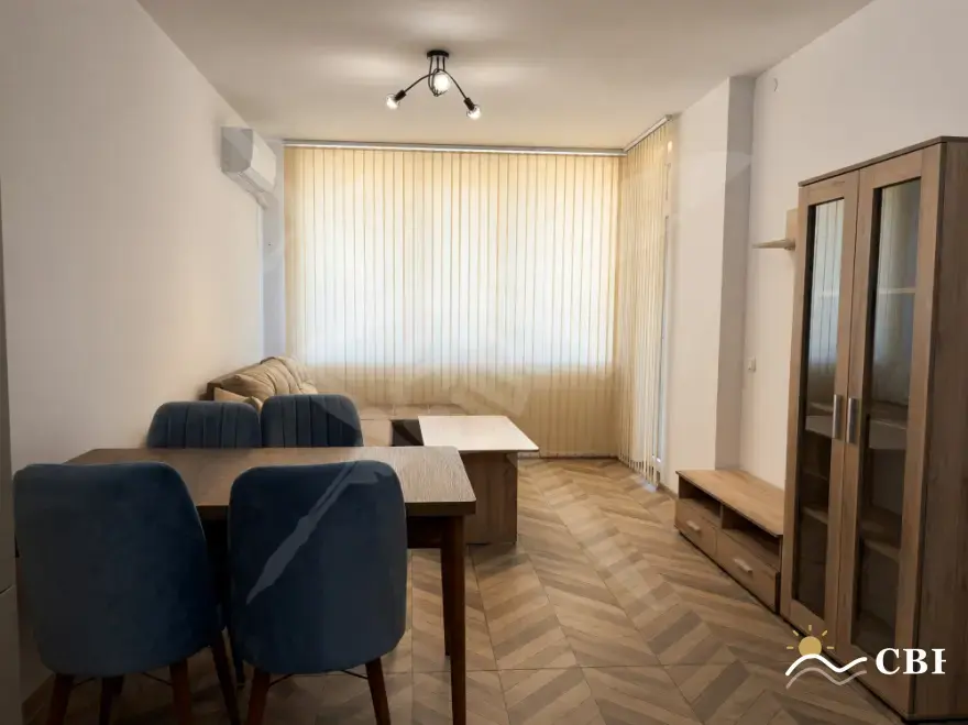 Apartment, 2-room, 54 m², in Burgas. Photo 1 of 4. Burgas, Black Sea, Bulgaria. Cheap Beach Holiday.