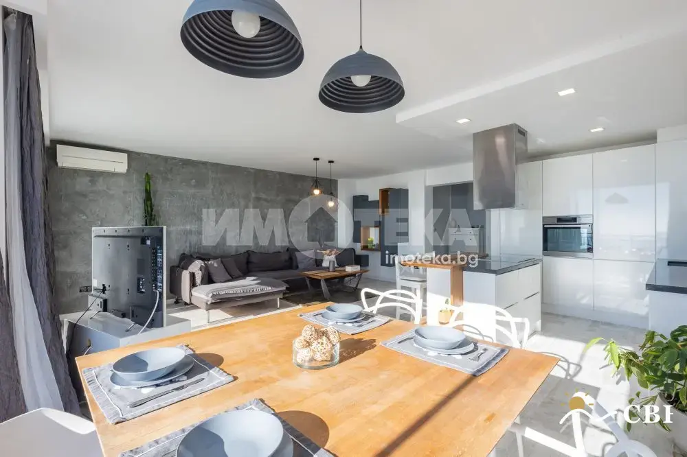 Apartment, 1-room, 170 m², in Varna. Photo 8 of 16. Varna, Black Sea, Bulgaria. Cheap Beach Holiday.