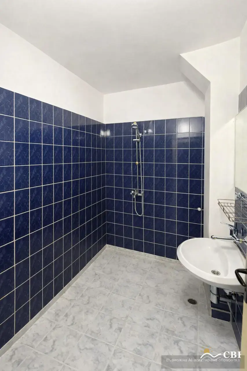 Apartment, 3-room, 100 m², in Varna. Photo 9 of 10. Varna, Black Sea, Bulgaria. Cheap Beach Holiday.