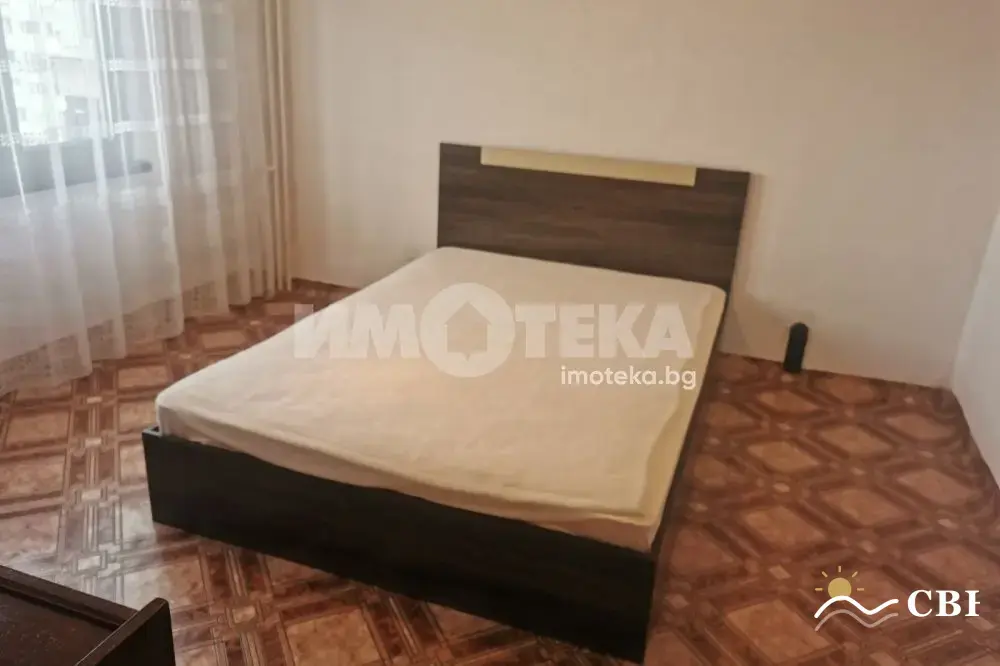 Apartment, 2-room, 60 m², in Burgas. Photo 5 of 16. Burgas, Black Sea, Bulgaria. Cheap Beach Holiday.