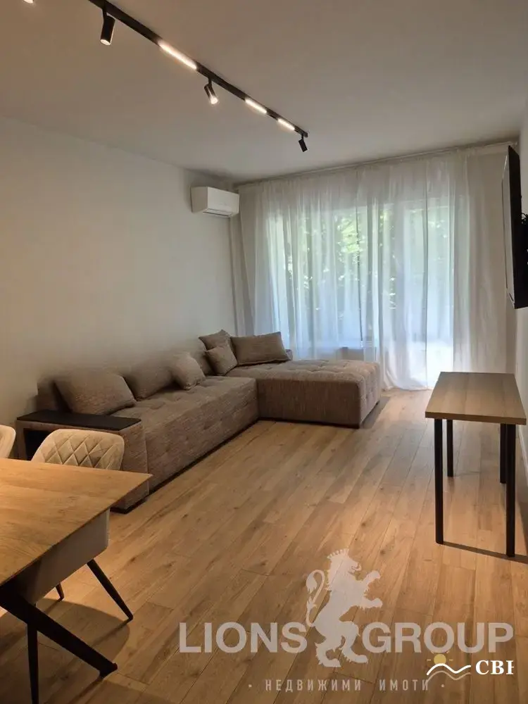 Apartment, 3-room, 111 m², in Varna. Photo 1 of 16. Varna, Black Sea, Bulgaria. Cheap Beach Holiday.