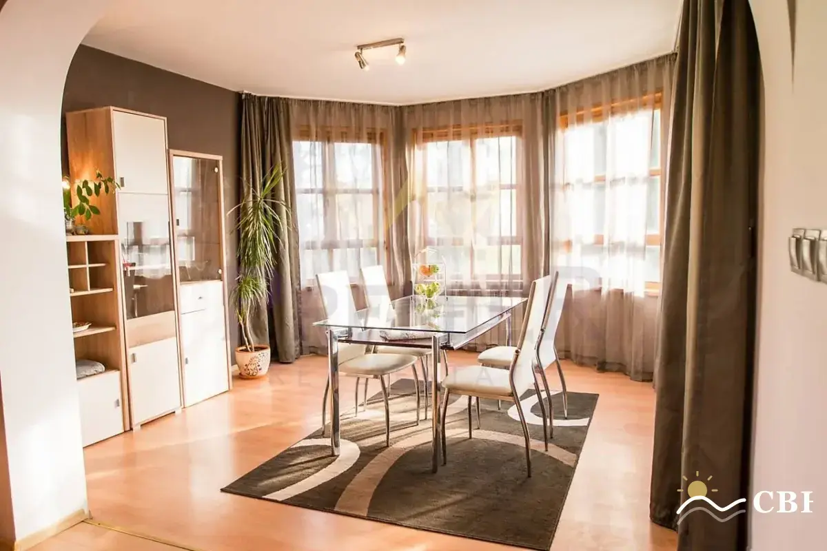 Apartment, 3-room, 200 m², in Varna. Photo 6 of 15. Varna, Black Sea, Bulgaria. Cheap Beach Holiday.