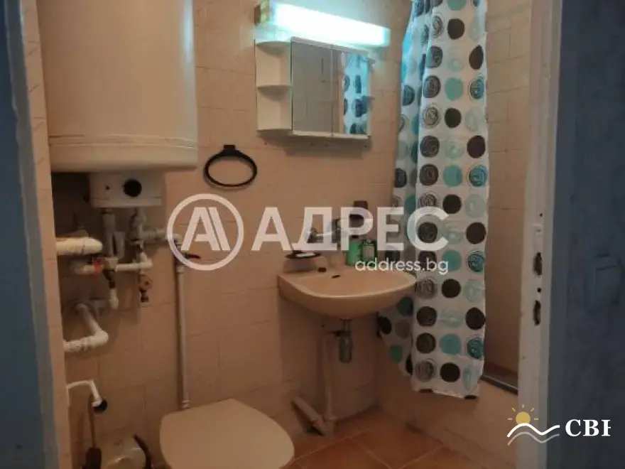 Apartment, 2-room, 45 m², in Varna. Photo 8 of 11. Varna, Black Sea, Bulgaria. Cheap Beach Holiday.