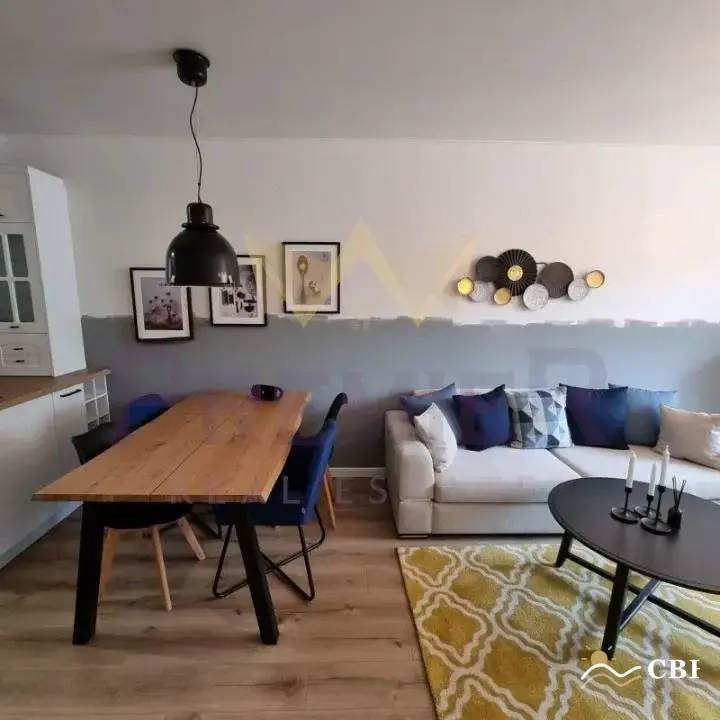 Apartment, 2-room, 90 m², in Varna. Photo 2 of 10. Varna, Black Sea, Bulgaria. Cheap Beach Holiday.