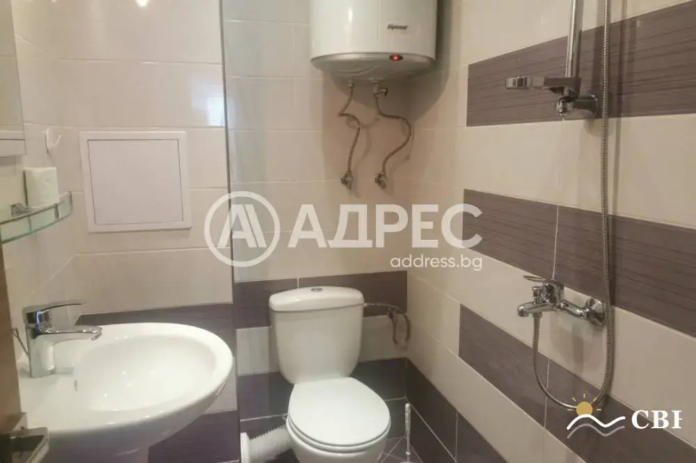 Apartment, 2-room, 65 m², in Burgas. Photo 9 of 11. Burgas, Black Sea, Bulgaria. Cheap Beach Holiday.