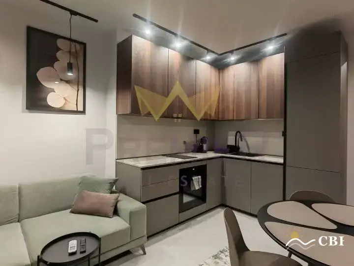 Apartment, 3-room, 90 m², in Burgas. Photo 2 of 14. Burgas, Black Sea, Bulgaria. Cheap Beach Holiday.