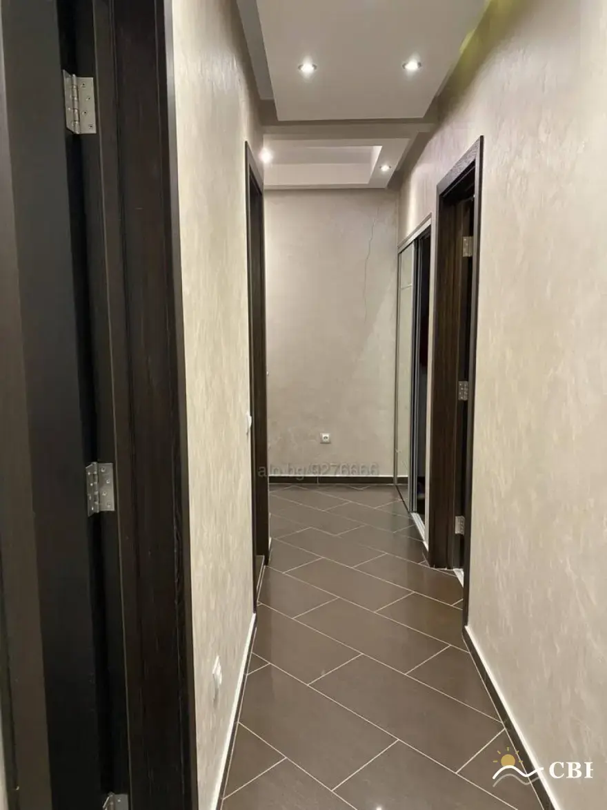 Apartment, 3-room, 100 m², in Varna. Photo 8 of 9. Varna, Black Sea, Bulgaria. Cheap Beach Holiday.