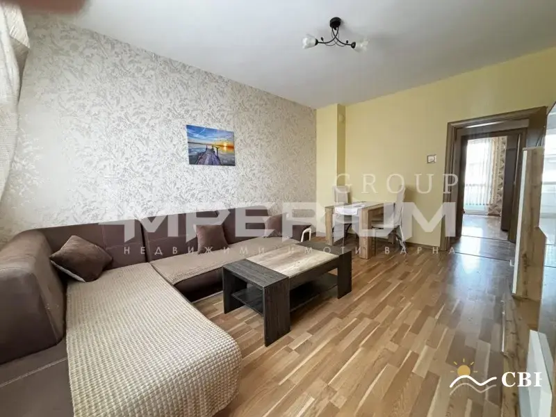 Apartment, 1-room, 303 m², in Varna. Photo 1 of 15. Varna, Black Sea, Bulgaria. Cheap Beach Holiday.