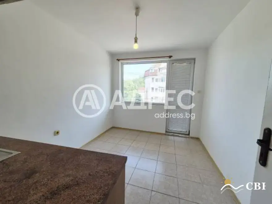 Apartment, 2-room, 45 m², in Varna. Photo 5 of 7. Varna, Black Sea, Bulgaria. Cheap Beach Holiday.