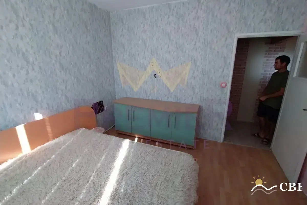 Apartment, 4-room, 90 m², in Gradina. Photo 8 of 14. Gradina, Black Sea, Bulgaria. Cheap Beach Holiday.
