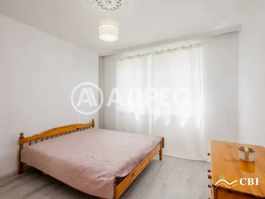 Apartment, 3-room, 90 m², in Varna. Photo 9 of 15. Varna, Black Sea, Bulgaria. Cheap Beach Holiday.