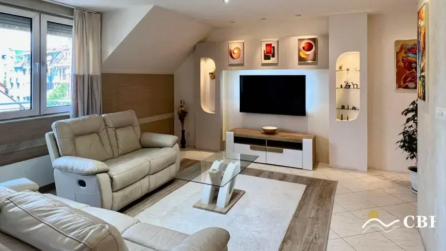 Apartment, 3-room, 75 m², in Varna. Photo 1 of 9. Varna, Black Sea, Bulgaria. Cheap Beach Holiday.