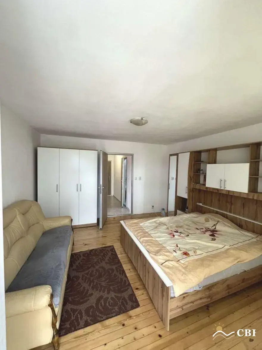 Apartment, 1-room, 35 m², in Varna. Photo 1 of 8. Varna, Black Sea, Bulgaria. Cheap Beach Holiday.