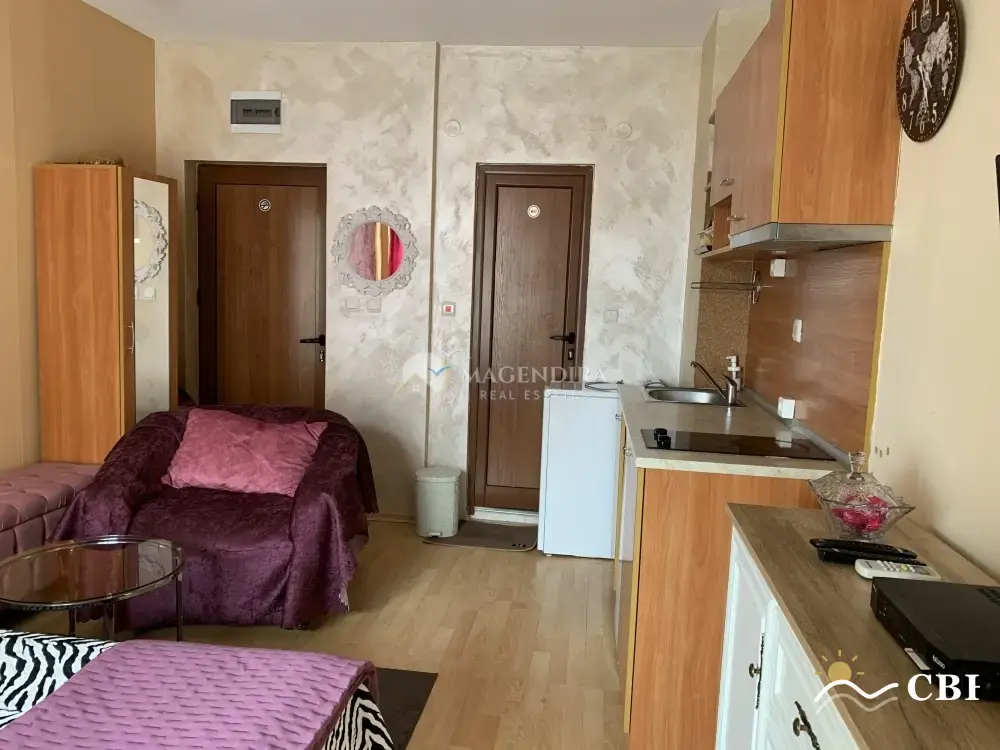 Apartment, 1-room, 33 m², in Sunny Beach. Photo 8 of 9. Sunny Beach, Black Sea, Bulgaria. Cheap Beach Holiday.