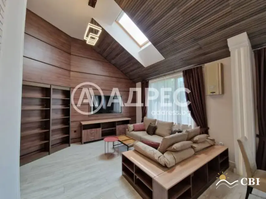 Apartment, 3-room, 150 m², in Varna. Photo 3 of 13. Varna, Black Sea, Bulgaria. Cheap Beach Holiday.
