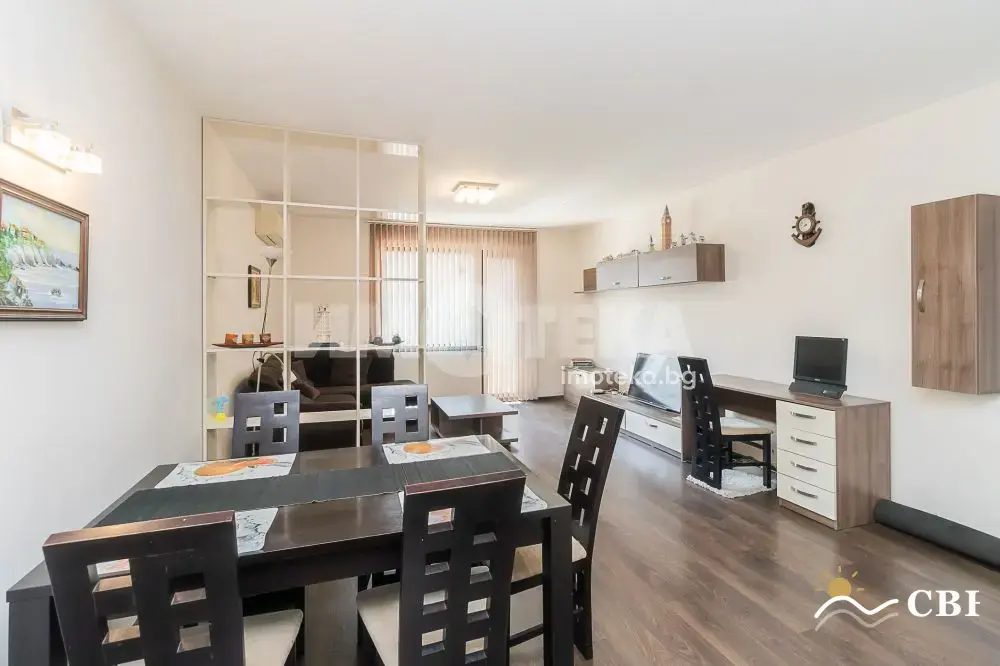 Apartment, 3-room, 130 m², in Varna. Photo 2 of 16. Varna, Black Sea, Bulgaria. Cheap Beach Holiday.