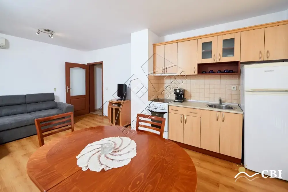 Apartment, 2-room, 60 m², in Pomorie. Photo 3 of 9. Pomorie, Black Sea, Bulgaria. Cheap Beach Holiday.