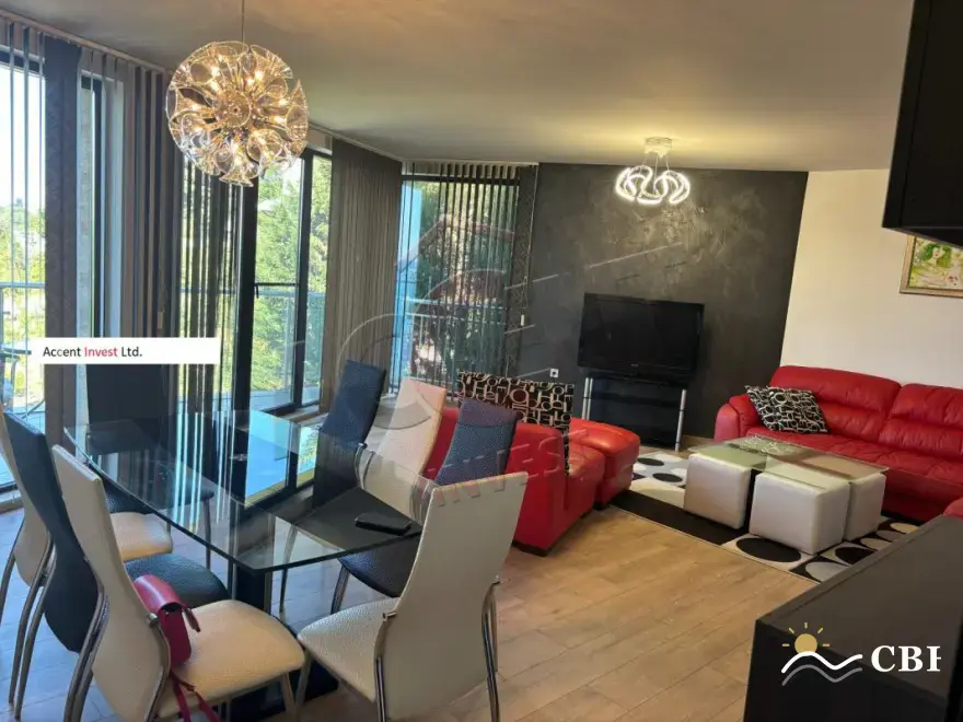 Apartment, 3-room, 128 m², in Varna. Photo 1 of 11. Varna, Black Sea, Bulgaria. Cheap Beach Holiday.
