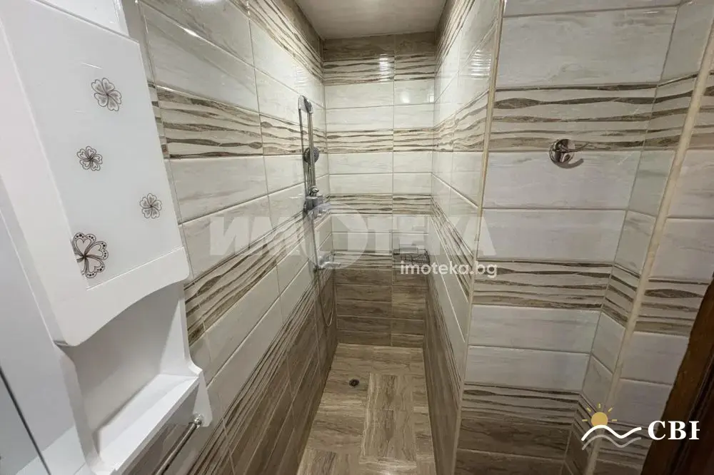 Apartment, 1-room, 34 m², in Gradina. Photo 5 of 6. Gradina, Black Sea, Bulgaria. Cheap Beach Holiday.