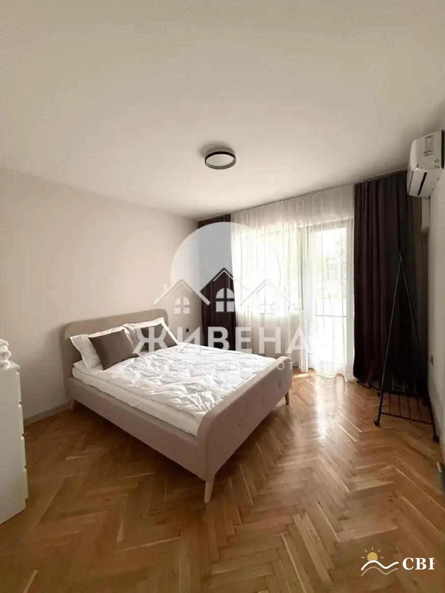 Apartment, 3-room, 110 m², in Varna. Photo 6 of 14. Varna, Black Sea, Bulgaria. Cheap Beach Holiday.