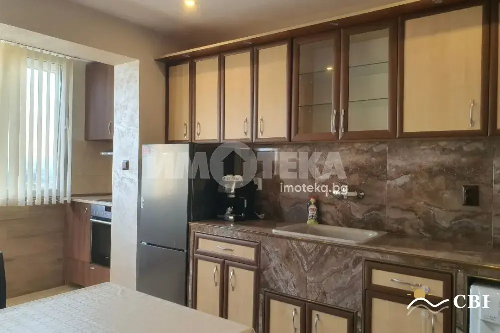 Apartment, 3-room, 60 m², in Varna. Photo 4 of 11. Varna, Black Sea, Bulgaria. Cheap Beach Holiday.