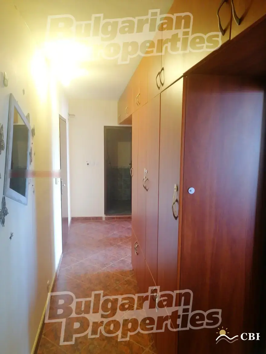 Apartment, 3-room, 96 m², in Varna. Photo 9 of 16. Varna, Black Sea, Bulgaria. Cheap Beach Holiday.