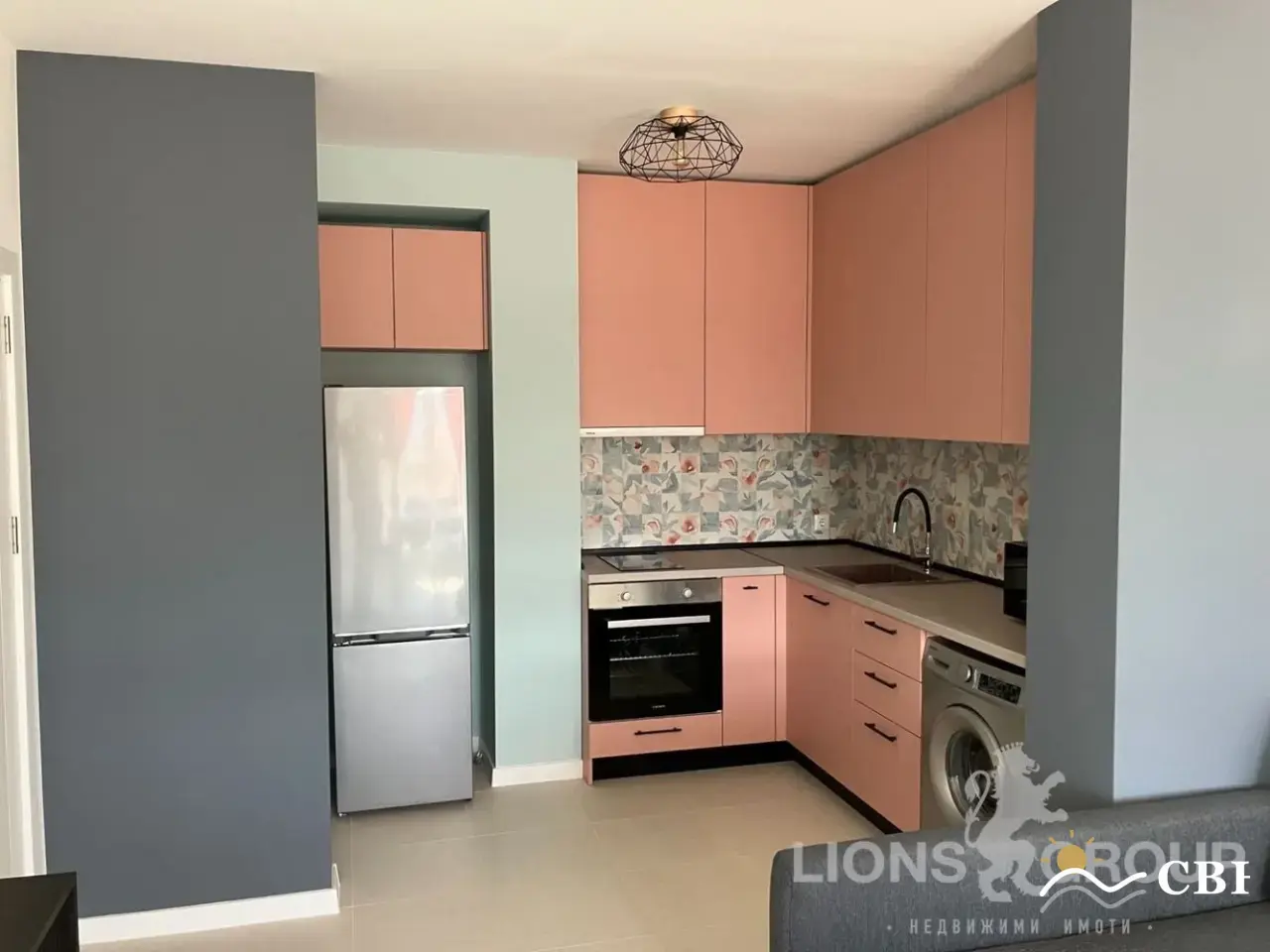 Apartment, 2-room, 66 m², in Varna. Photo 4 of 16. Varna, Black Sea, Bulgaria. Cheap Beach Holiday.