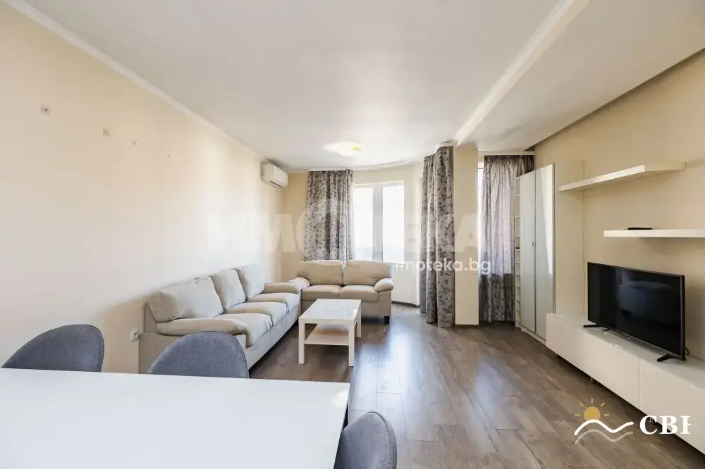 Apartment, 2-room, 80 m², in Varna. Photo 7 of 16. Varna, Black Sea, Bulgaria. Cheap Beach Holiday.