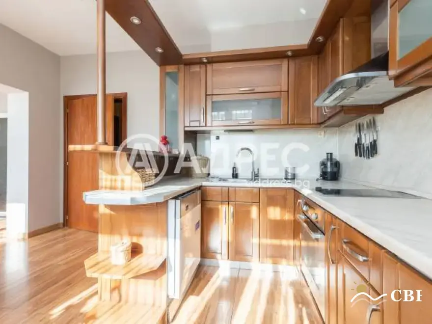 Apartment, 2-room, 60 m², in Varna. Photo 5 of 13. Varna, Black Sea, Bulgaria. Cheap Beach Holiday.