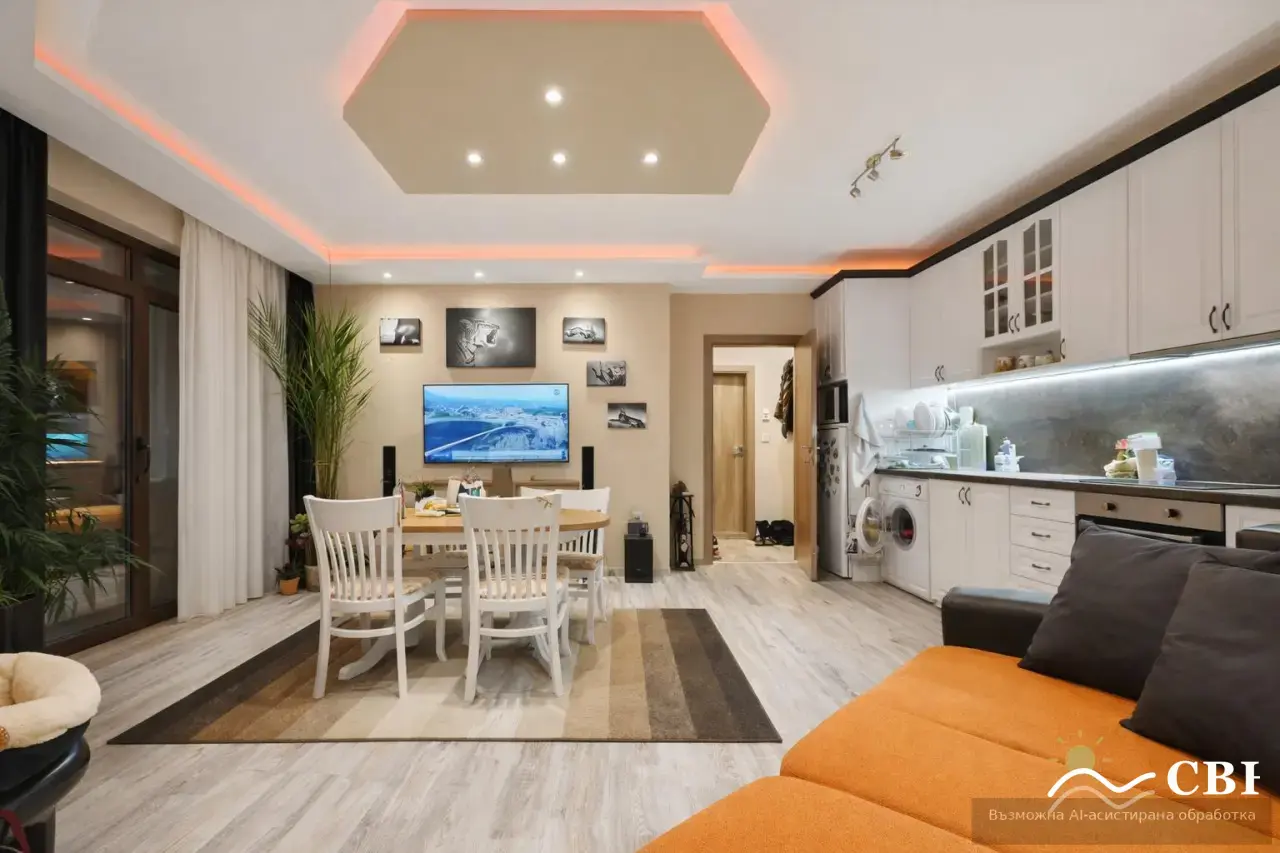 Apartment, 2-room, 60 m², in Burgas. Photo 4 of 6. Burgas, Black Sea, Bulgaria. Cheap Beach Holiday.