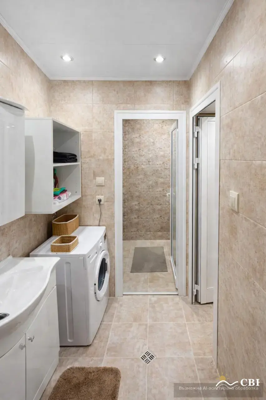Apartment, 4-room, 100 m², in Varna. Photo 9 of 12. Varna, Black Sea, Bulgaria. Cheap Beach Holiday.