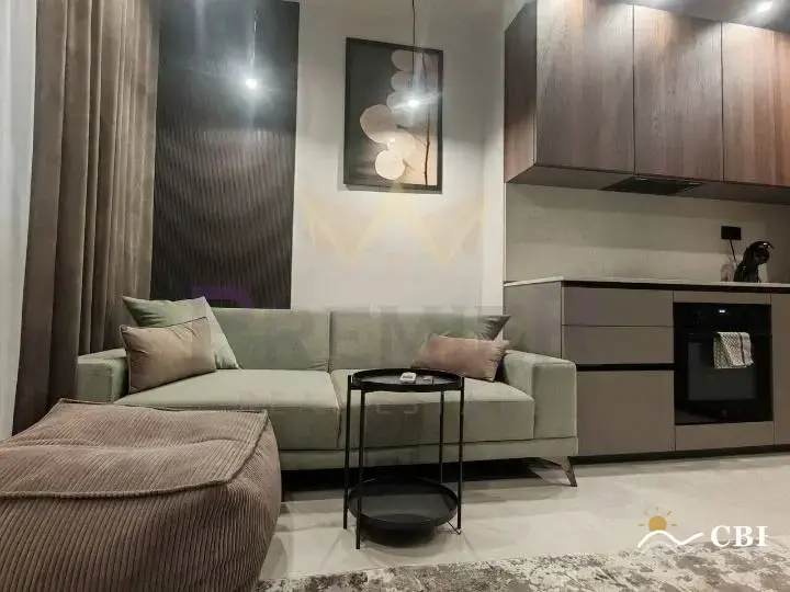 Apartment, 3-room, 90 m², in Burgas. Photo 1 of 14. Burgas, Black Sea, Bulgaria. Cheap Beach Holiday.