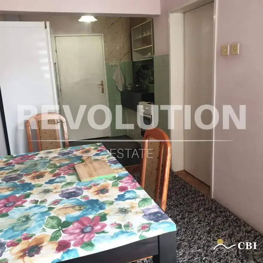 Apartment, 1-room, 120 m², in Varna. Photo 4 of 12. Varna, Black Sea, Bulgaria. Cheap Beach Holiday.
