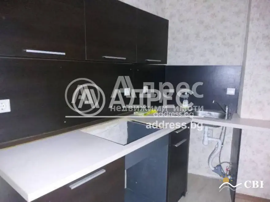 House, 1-room, 165 m², in Burgas. Photo 5 of 11. Burgas, Black Sea, Bulgaria. Cheap Beach Holiday.
