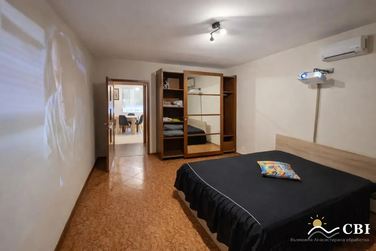 Apartment, 1-room, 90 m², in Varna. Photo 5 of 6. Varna, Black Sea, Bulgaria. Cheap Beach Holiday.