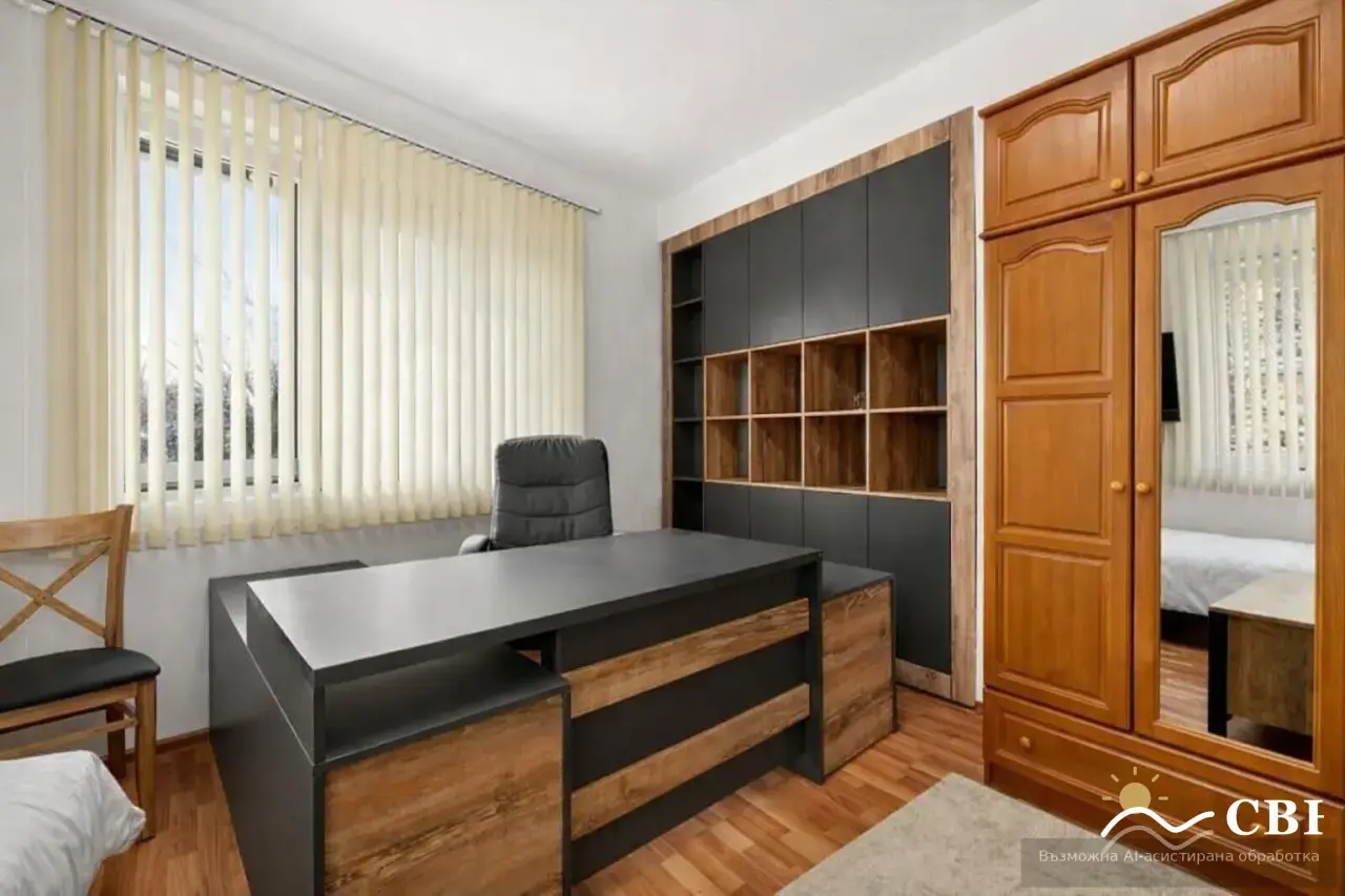 Apartment, 4-room, 110 m², in Varna. Photo 5 of 6. Varna, Black Sea, Bulgaria. Cheap Beach Holiday.