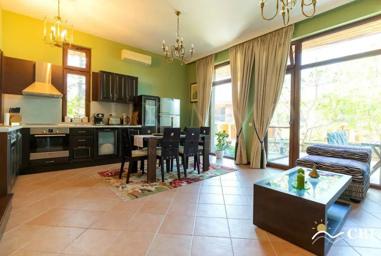 House, 3-room, 167 m², in Sozopol. Photo 6 of 16. Sozopol, Black Sea, Bulgaria. Cheap Beach Holiday.
