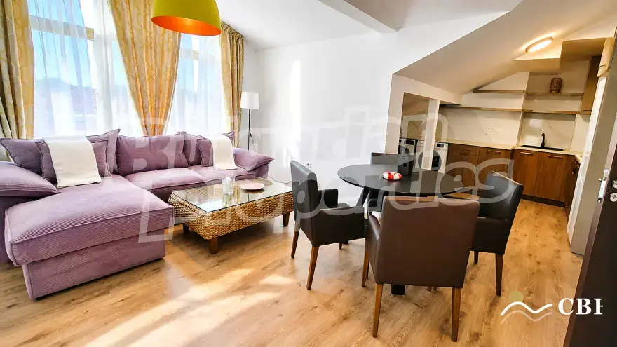 Apartment, 2-room, 80 m², in Burgas. Photo 2 of 16. Burgas, Black Sea, Bulgaria. Cheap Beach Holiday.