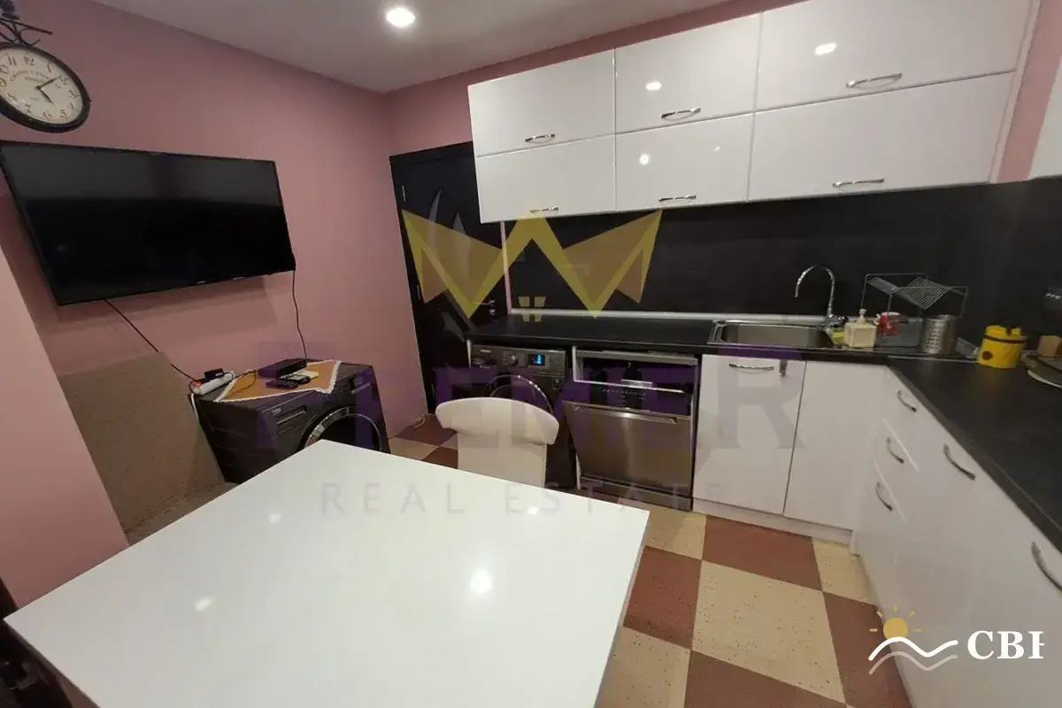Apartment, 3-room, 61 m², in Varna. Photo 2 of 11. Varna, Black Sea, Bulgaria. Cheap Beach Holiday.